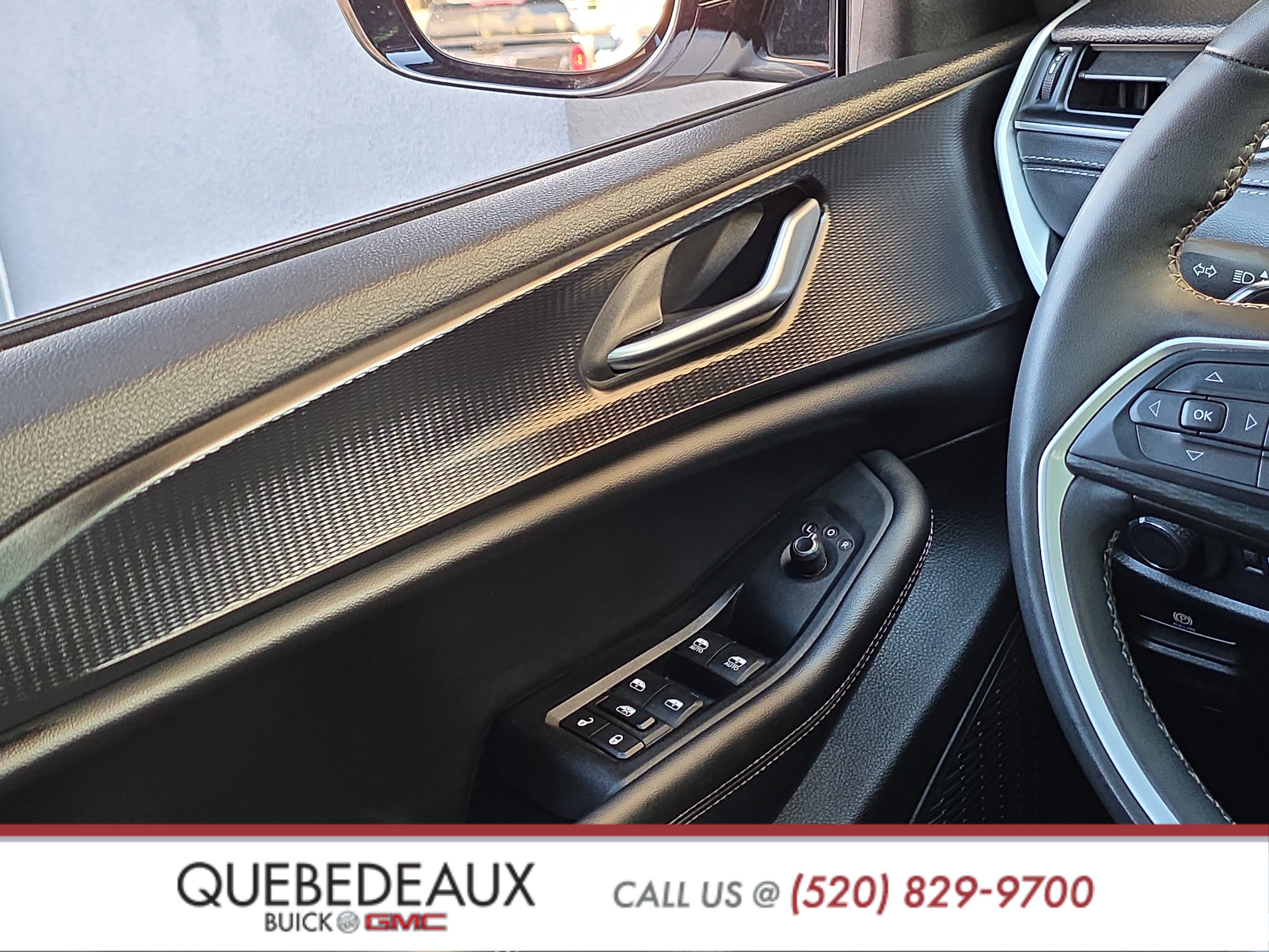 Used 2023 Jeep Grand Cherokee Altitude AWD/4WD image 26