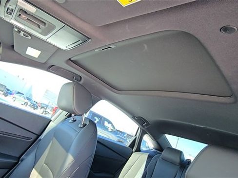 Used 2023 Honda Accord Sport image 15