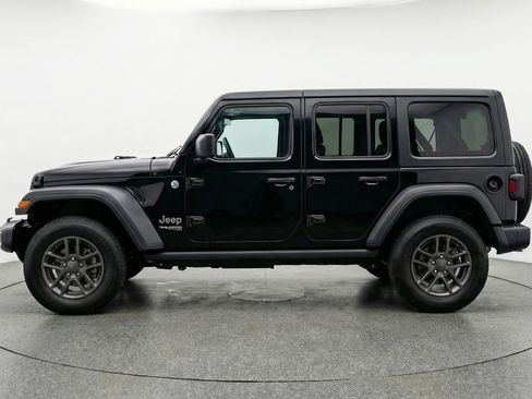 Used 2025 Jeep Wrangler Sport S image 5