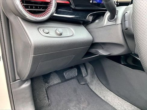 New 2026 Chevrolet Trax RS w/ Driver Confidence Package FWD image 30
