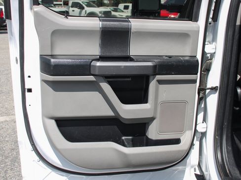 Used 2019 Ford F350 XLT image 31