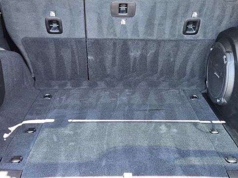 Used 2021 Jeep Wrangler Unlimited Rubicon AWD/4WD image 10