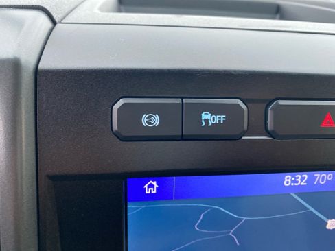 Used 2020 Ford F550 4x4 Regular Cab Super Duty image 15