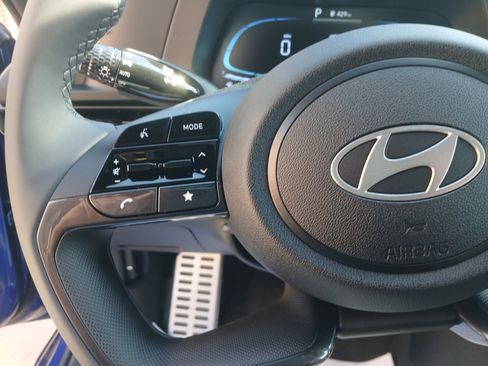 New 2025 Hyundai Elantra Sport image 18