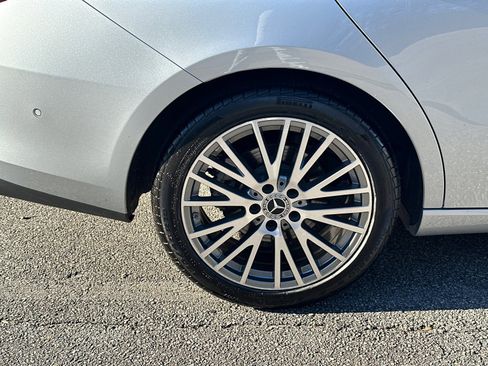 Used 2025 Mercedes-Benz CLA 250 image 17