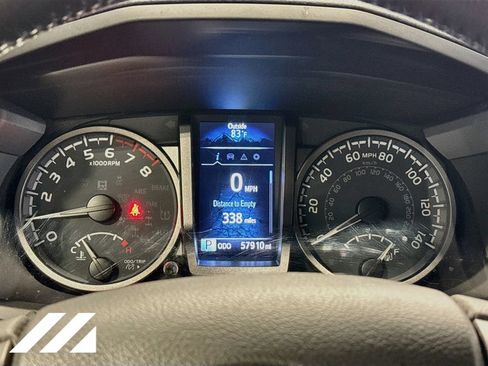 Used 2022 Toyota Tacoma TRD Off-Road w/ Technology Package AWD/4WD image 14