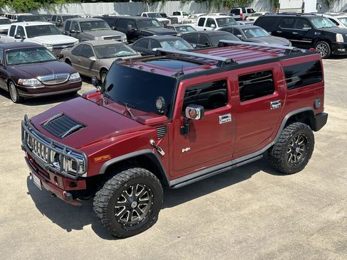 Used 2003 HUMMER H2 w/ Preferred Equipment Group AWD/4WD image 36