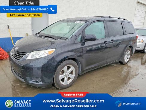 Used 2016 Toyota Sienna LE FWD image 1