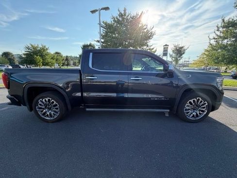Used 2025 GMC Sierra 1500 Denali Ultimate AWD/4WD image 2
