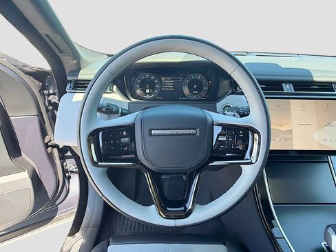 New 2026 Land Rover Range Rover Velar Dynamic SE AWD/4WD image 39