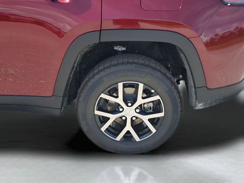 New 2025 Jeep Grand Cherokee Limited w/ Luxury Tech Group II image 20