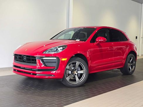 New 2026 Porsche Macan AWD/4WD image 1