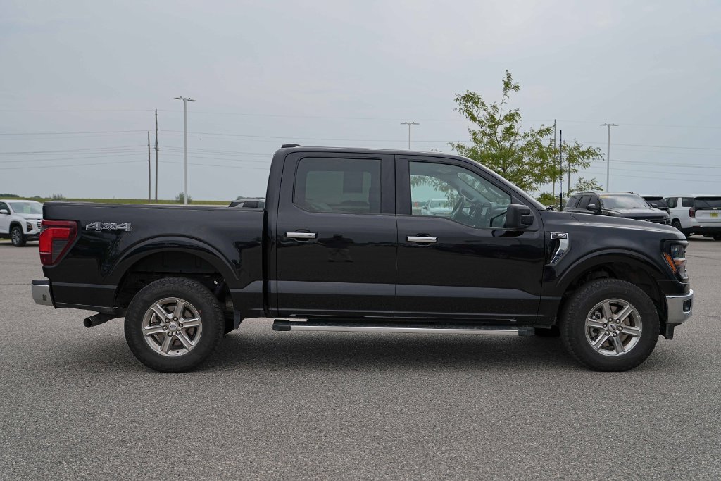 Used 2025 Ford F150 XLT w/ Equipment Group 301A Standard AWD/4WD image 6