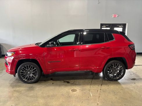 Used 2023 Jeep Compass High Altitude AWD/4WD image 2