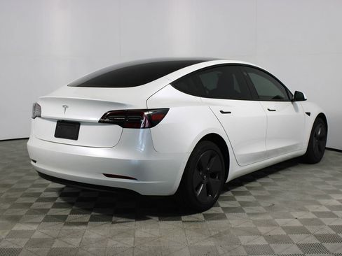 Used 2021 Tesla Model 3 Standard Range Plus image 30