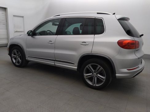 Used 2017 Volkswagen Tiguan Sport FWD image 3