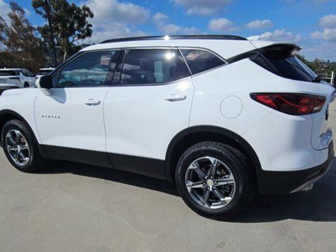 Used 2023 Chevrolet Blazer LT w/ Convenience Package FWD image 6