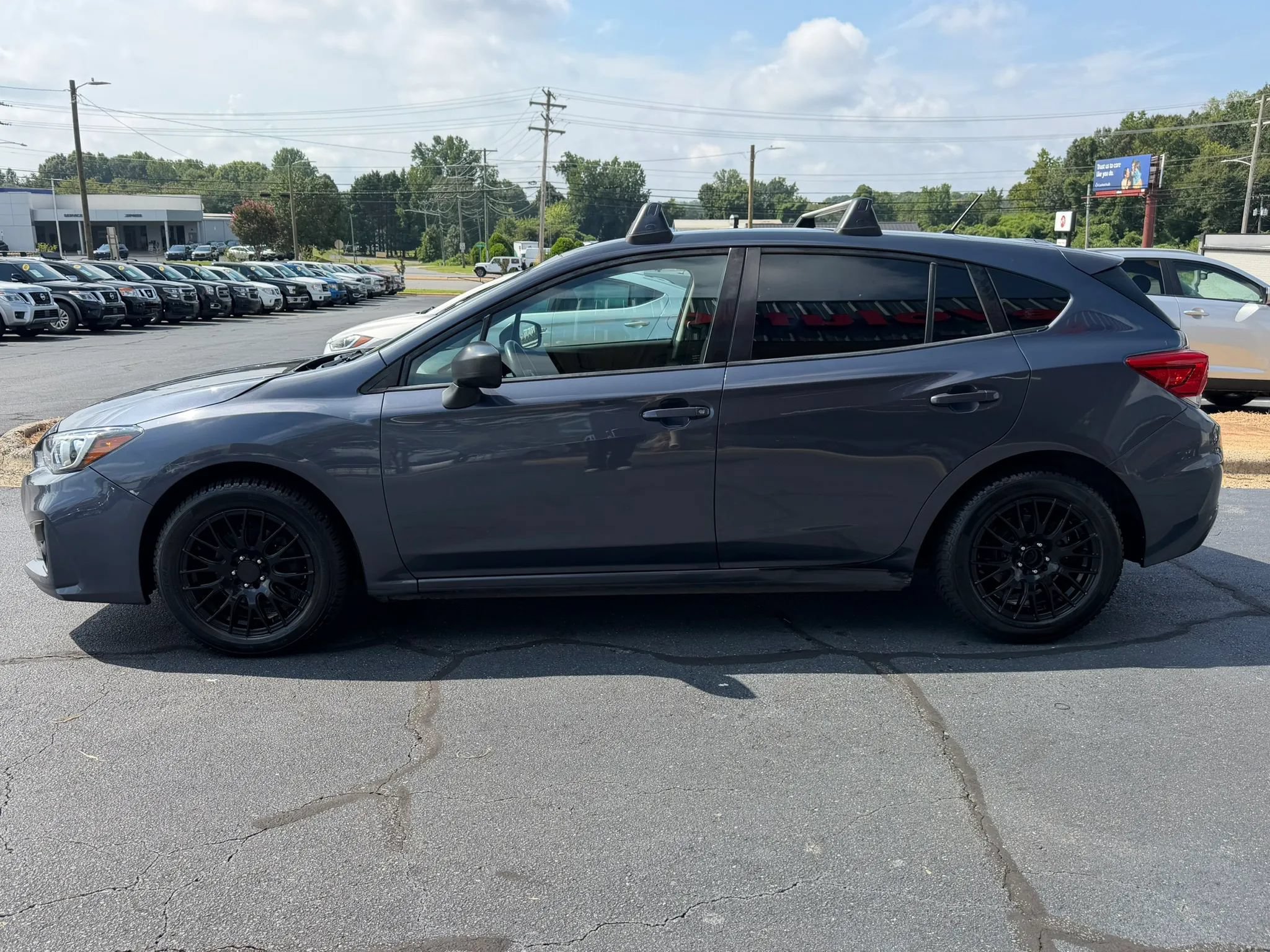 Used 2017 Subaru Impreza 2.0i AWD/4WD image 4
