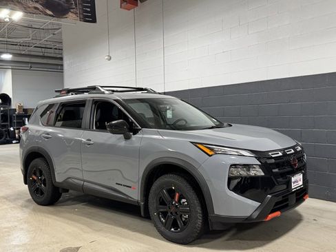 New 2026 Nissan Rogue SV image 6