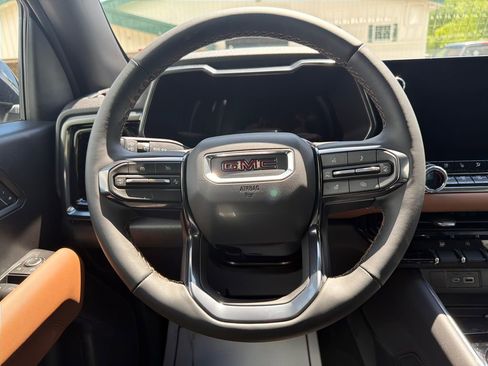 New 2026 GMC Canyon AT4 w/ Technology Plus Package AWD/4WD image 17