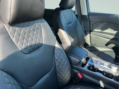 Used 2024 Ford Edge Titanium w/ Equipment Group 301A image 16