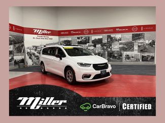 Used 2024 Chrysler Pacifica Limited w/ Trailer Tow Group video 1