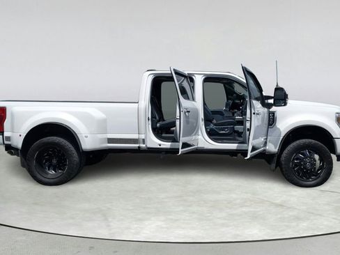 Used 2022 Ford F450 Limited w/ FX4 Off-Road Package AWD/4WD image 14
