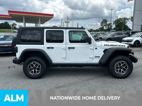 Used 2025 Jeep Wrangler Unlimited Rubicon AWD/4WD image 4
