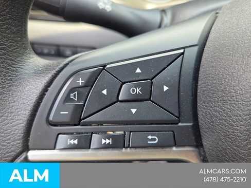 Used 2024 Nissan Sentra SV FWD image 23