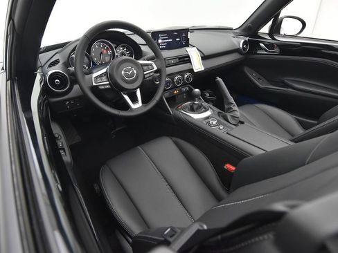 New 2026 MAZDA MX-5 Miata Grand Touring w/ Weather Package RWD image 32