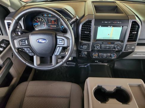 Used 2017 Ford F150 XLT w/ Equipment Group 302A Luxury AWD/4WD image 26