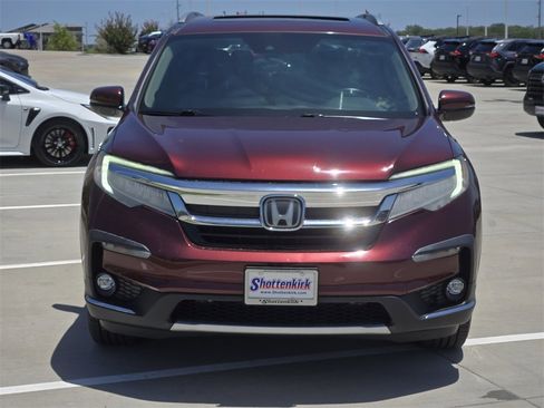 Used 2021 Honda Pilot Touring image 8