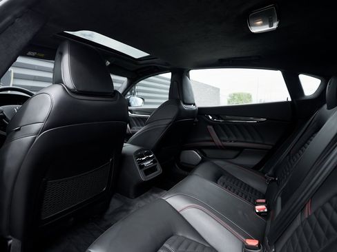 Used 2021 Maserati Quattroporte Trofeo image 46