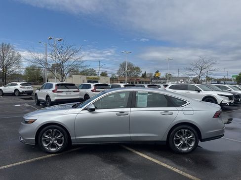 Certified 2024 Honda Accord EX image 8