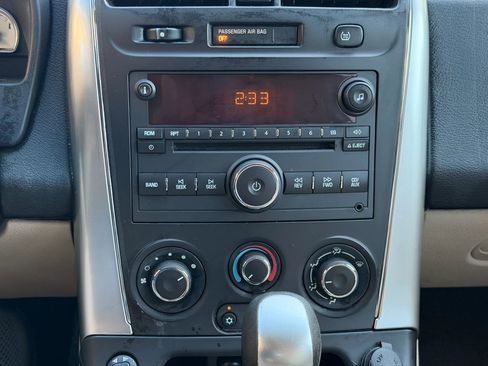 Used 2006 Saturn Vue 2WD w/ Leather Appointments Pkg image 38