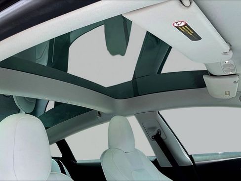 Used 2023 Tesla Model 3 Standard Range RWD image 24