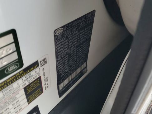 Used 2020 Land Rover Range Rover Sport HSE image 30