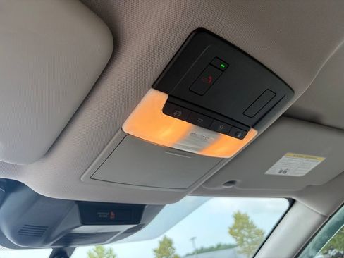 Certified 2021 Nissan Rogue SV FWD image 22