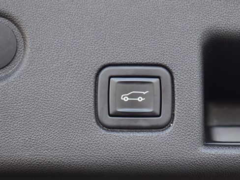 Used 2023 Chevrolet Equinox LT AWD/4WD image 46