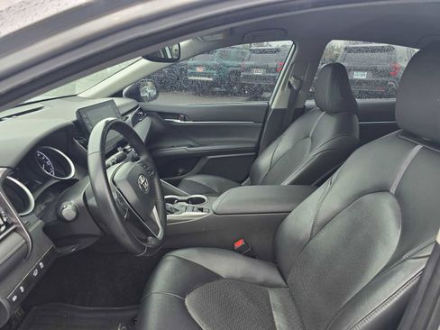 Used 2024 Toyota Camry XLE image 21