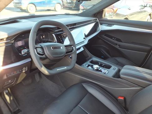 Used 2024 Jeep Wagoneer Launch Edition image 14