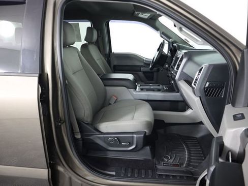 Used 2016 Ford F150 XLT w/ Equipment Group 302A Luxury AWD/4WD image 54