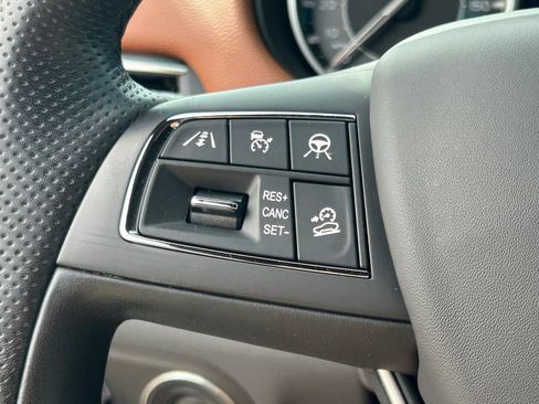 Used 2023 Maserati Levante GT AWD/4WD image 25
