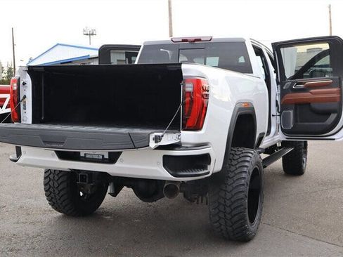 Used 2024 GMC Sierra 3500 Denali Ultimate AWD/4WD image 39