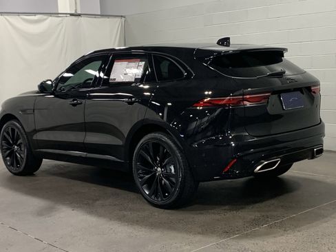 New 2026 Jaguar F-PACE R-Dynamic S image 12