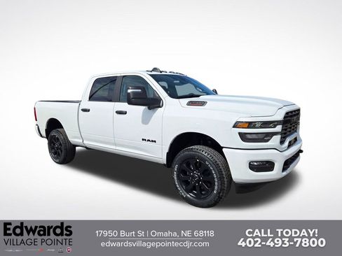 New 2026 RAM 2500 Big Horn AWD/4WD image 1