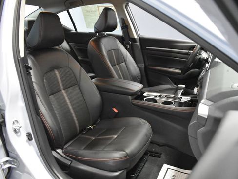 Certified 2024 Nissan Altima 2.5 SR AWD/4WD image 14
