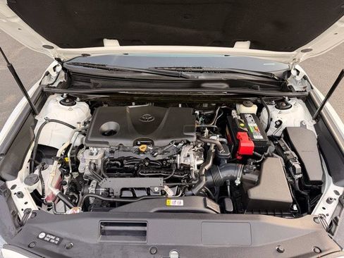 Used 2020 Toyota Camry SE FWD image 20