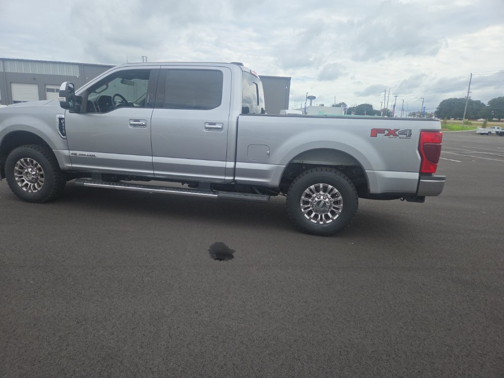 Used 2021 Ford F250 XLT w/ XLT Premium Package AWD/4WD image 12