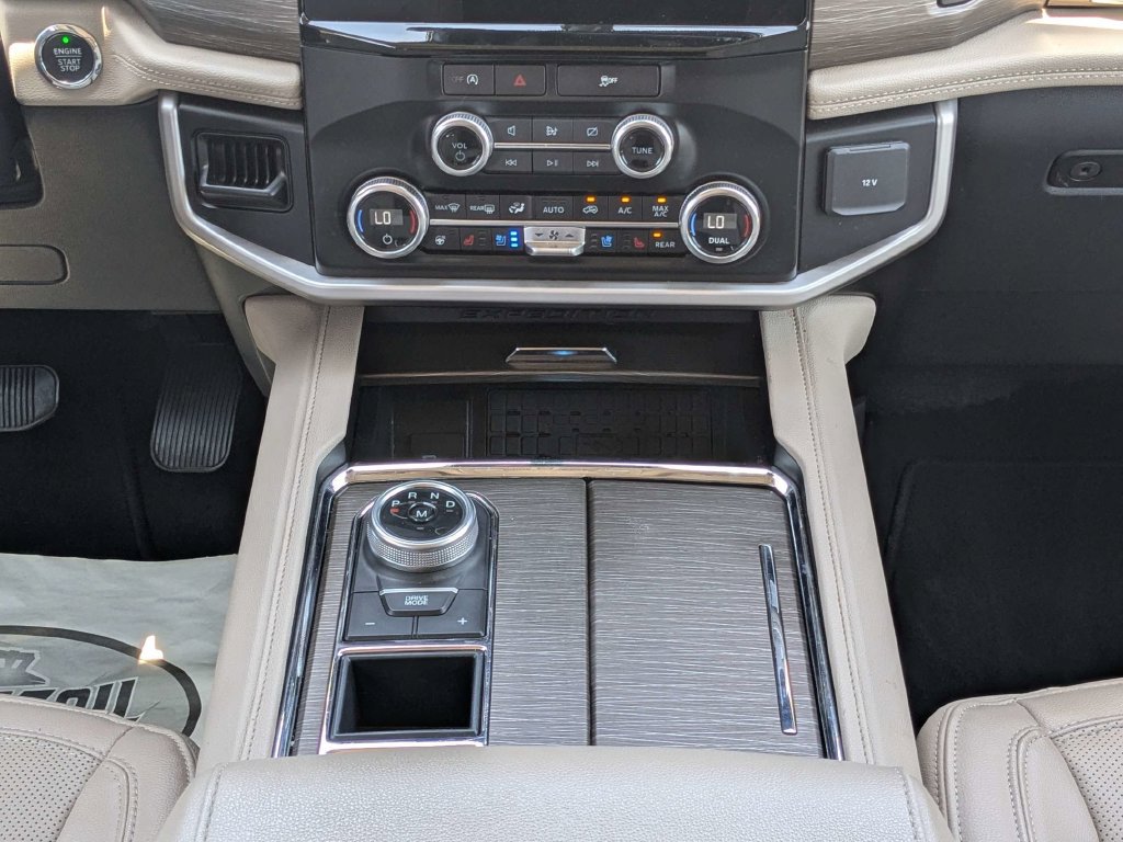 Used 2024 Ford Expedition Max Limited RWD image 20